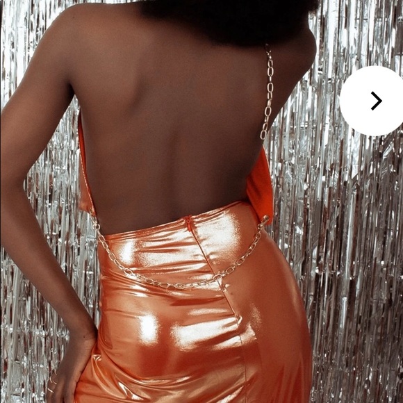 Uloani orange metallic open back top with adjustable chains . Chain link top. - Picture 2 of 5